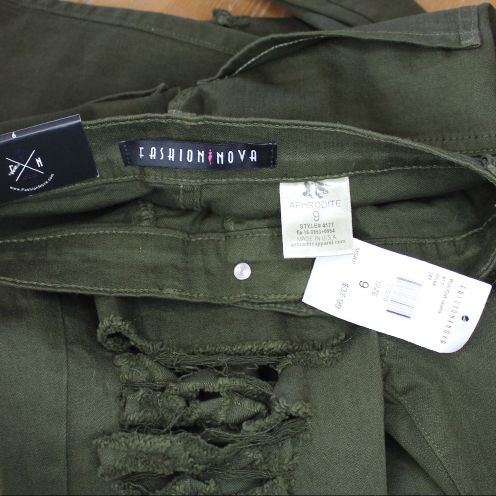 NWT Fashion Nova Aphrodite Roll Out Destroy Jean 9 - Picture 9 of 10